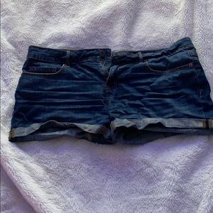 American eagle jean shorts